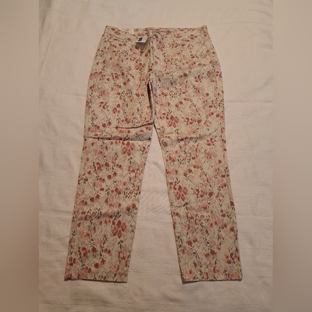 Khakis by Gap women's size 10 Slim City Khaki, Ankle Length, NWT